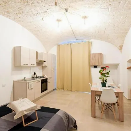 Urban Flat Garibaldi - Timesrl Apartments Bari Exterior foto